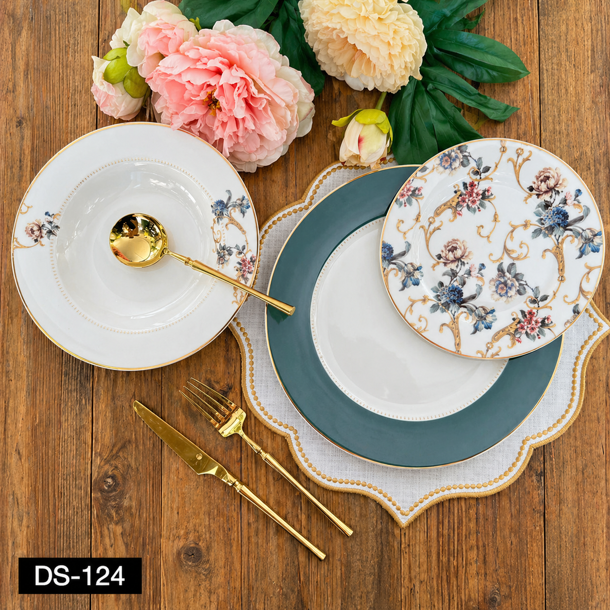 Royal Blossom 18 Piece Dinner Set