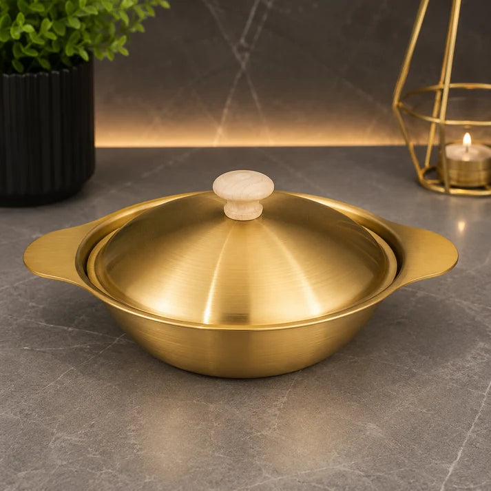 Luxury Golden Serving Bowl with Wooden Knob Lid – 18cm