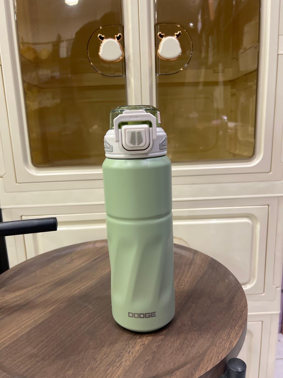 Dodge Vacuum Thermos (820ml)